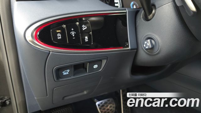 Genesis GV70 2023 — photo 26