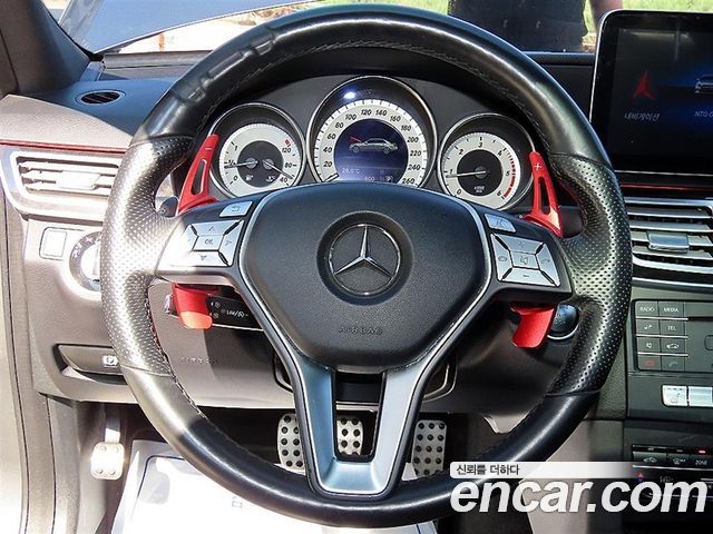 Mercedes-Benz E-Class 2016 — photo 8