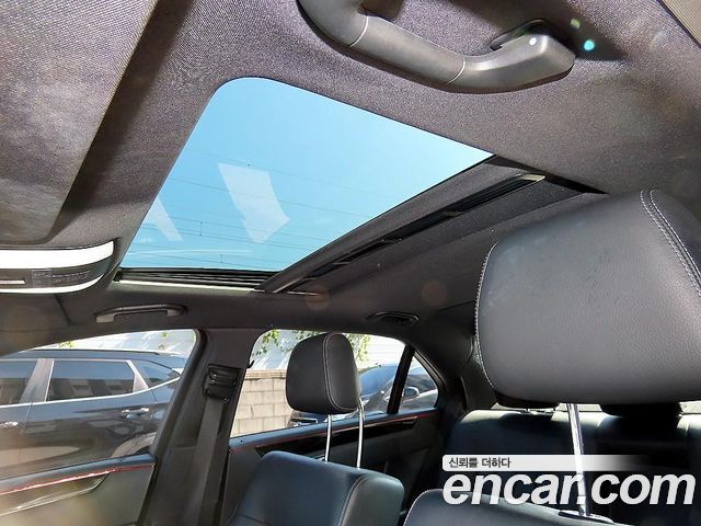 Mercedes-Benz E-Class 2016 — photo 17