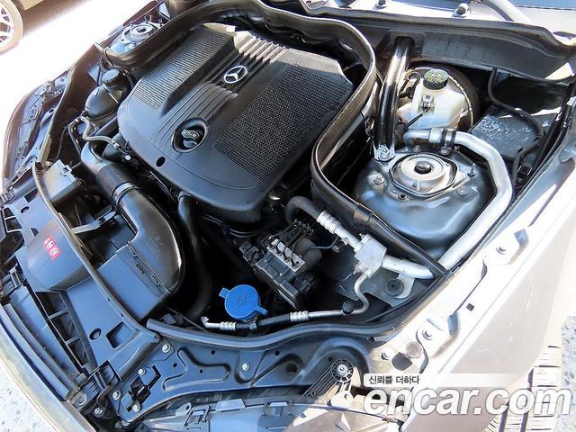 Mercedes-Benz E-Class 2016 — photo 19