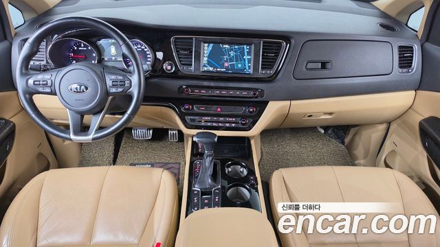 Kia Canival 2019 — photo 7