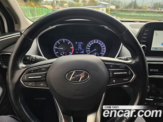 Hyundai Santafe 2020 — photo 17