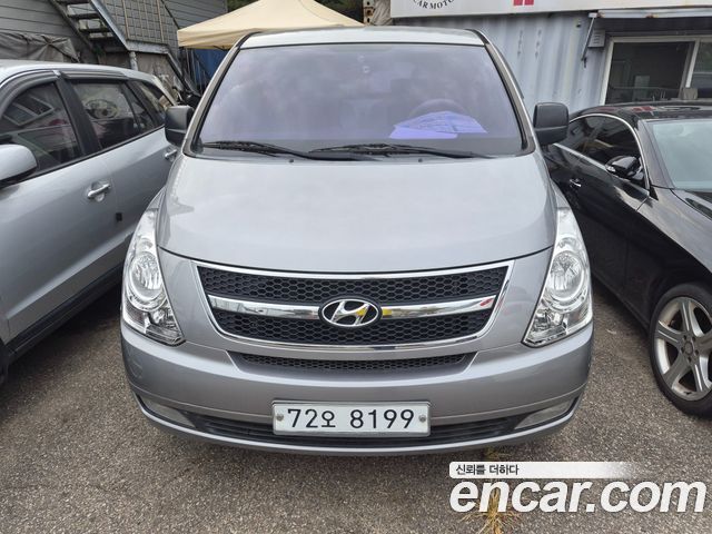 Hyundai Starex 2015 — photo 2