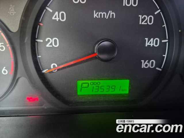 Hyundai Starex 2015 — photo 8