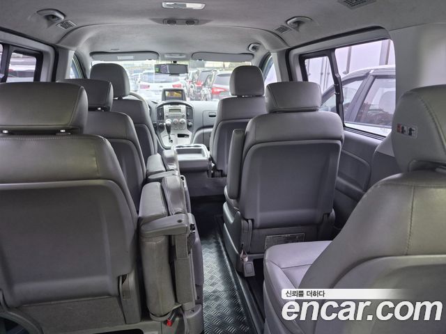 Hyundai Starex 2015 — photo 13