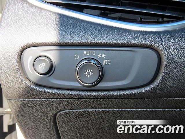 Chevrolet Korea Malibu 2017 — photo 12
