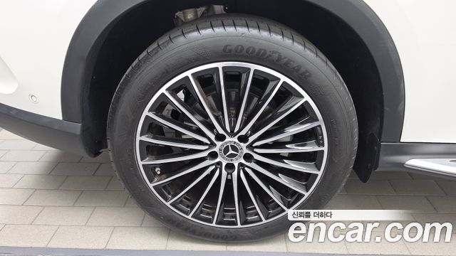 Mercedes-Benz GLC-Class 2024 — photo 5