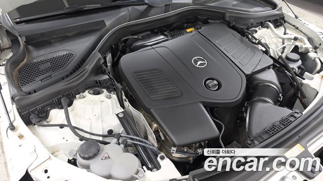 Mercedes-Benz GLC-Class 2024 — photo 6