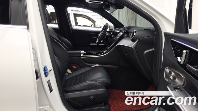 Mercedes-Benz GLC-Class 2024 — photo 17