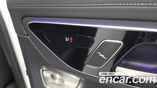 Mercedes-Benz GLC-Class 2024 — photo 25