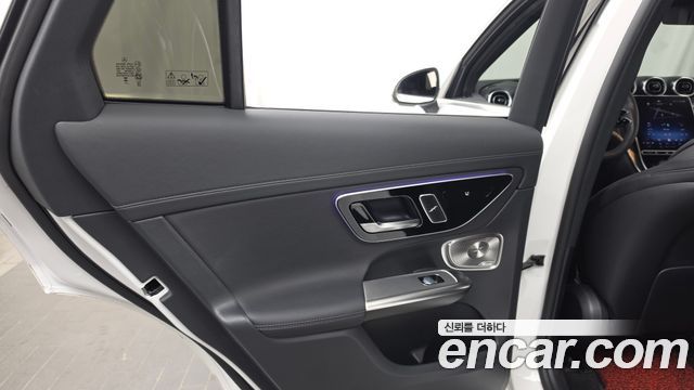 Mercedes-Benz GLC-Class 2024 — photo 15