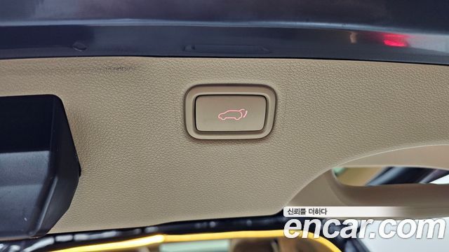Kia Canival 2019 — photo 26