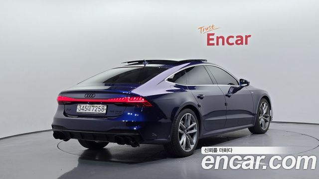 Audi A7 2020 — photo 2