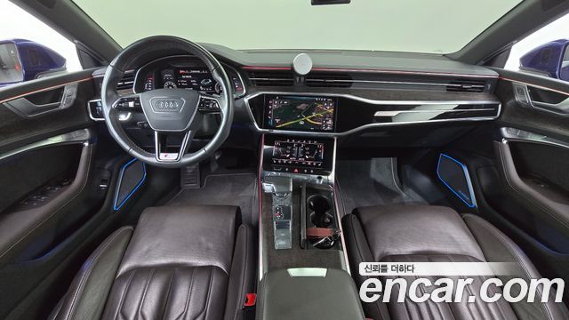 Audi A7 2020 — photo 10