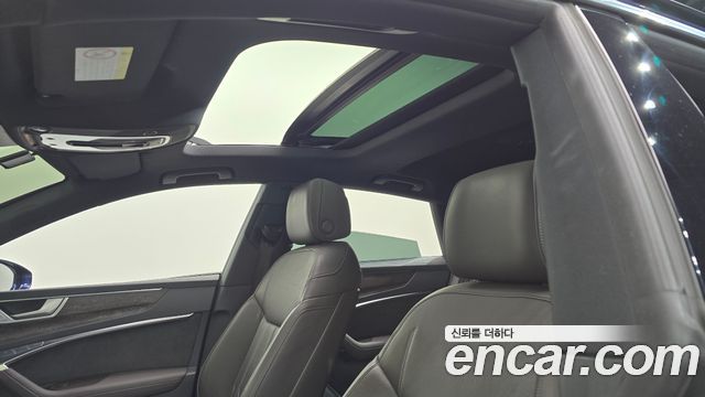 Audi A7 2020 — photo 22