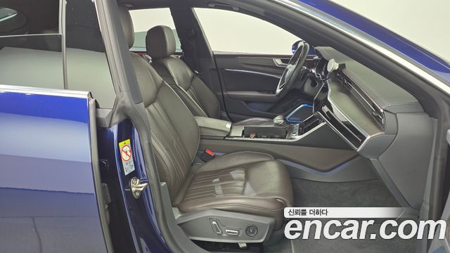 Audi A7 2020 — photo 16