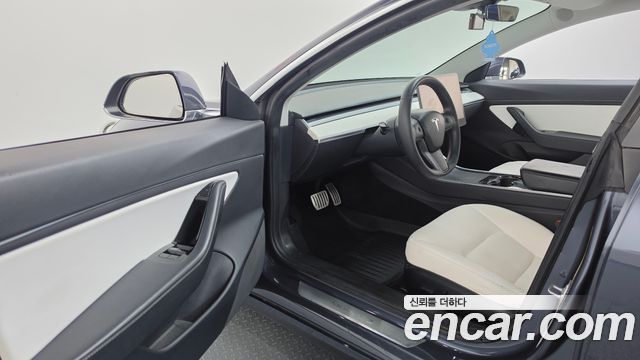 Tesla Model 3 2020 — photo 10