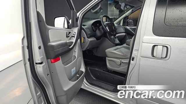 Hyundai Starex 2020 — photo 13