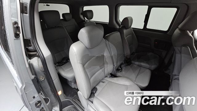 Hyundai Starex 2020 — photo 17