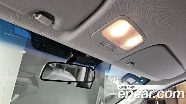 Hyundai Starex 2020 — photo 22