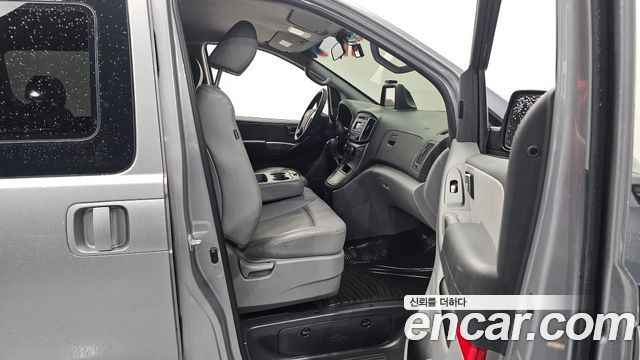 Hyundai Starex 2020 — photo 16