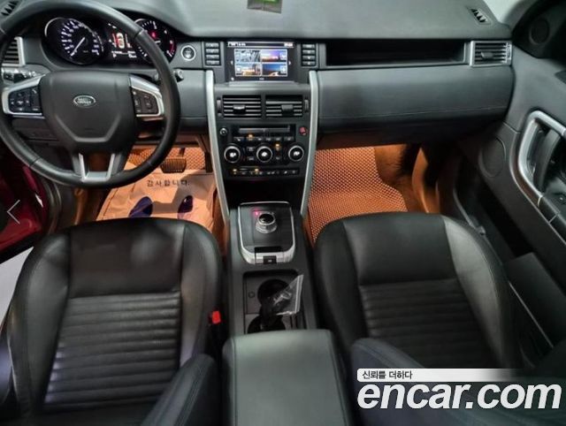 Land Rover Discovery Sport 2016 — photo 10