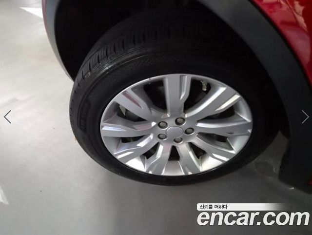 Land Rover Discovery Sport 2016 — photo 20