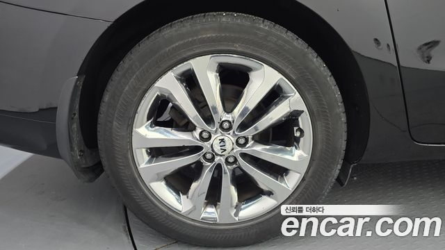 Kia Canival 2016 — photo 5