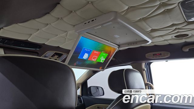 Kia Canival 2016 — photo 19