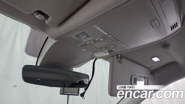 Volkswagen Tiguan 2020 — photo 23