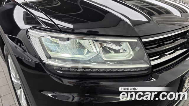 Volkswagen Tiguan 2020 — photo 8