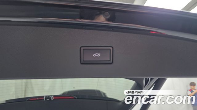 Volkswagen Tiguan 2020 — photo 29