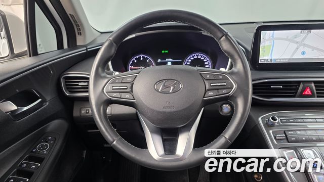Hyundai Santafe 2023 — photo 18