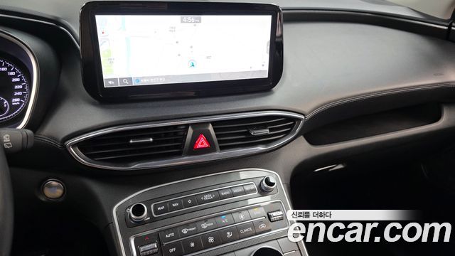 Hyundai Santafe 2023 — photo 19