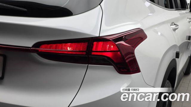 Hyundai Santafe 2023 — photo 9