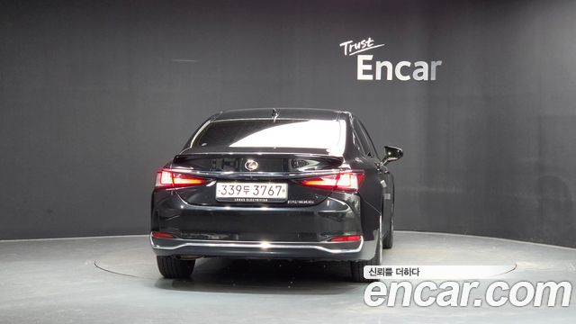Lexus ES 2024 — photo 4