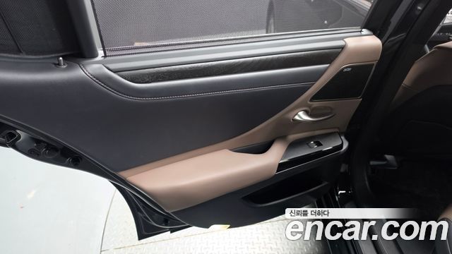 Lexus ES 2024 — photo 15