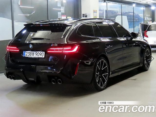 BMW M5 2026 — photo 3