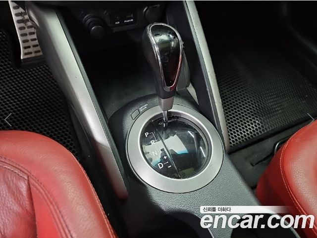 Hyundai Veloster 2012 — photo 8