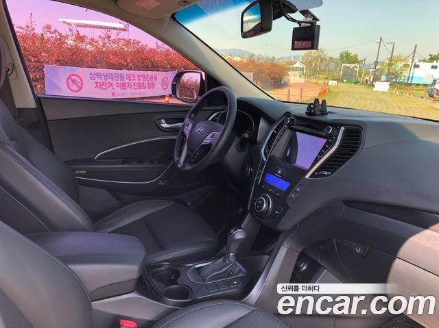 Hyundai Santafe 2015 — photo 11