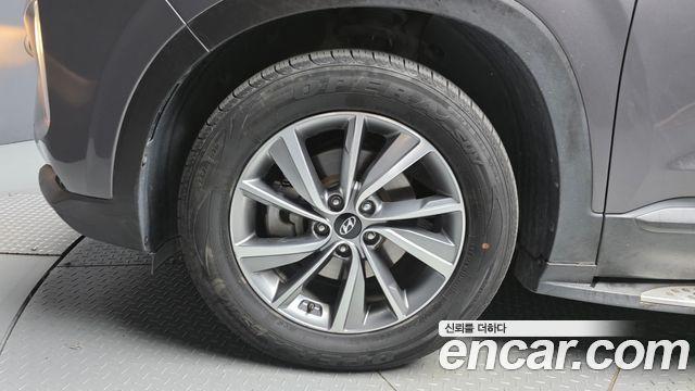 Hyundai Santafe 2019 — photo 5