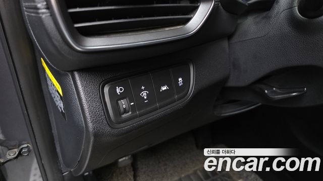 Hyundai Santafe 2019 — photo 17