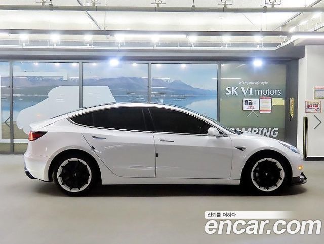 Tesla Model 3 2020 — photo 3