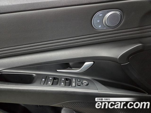 Hyundai AVANTE 2021 — photo 12