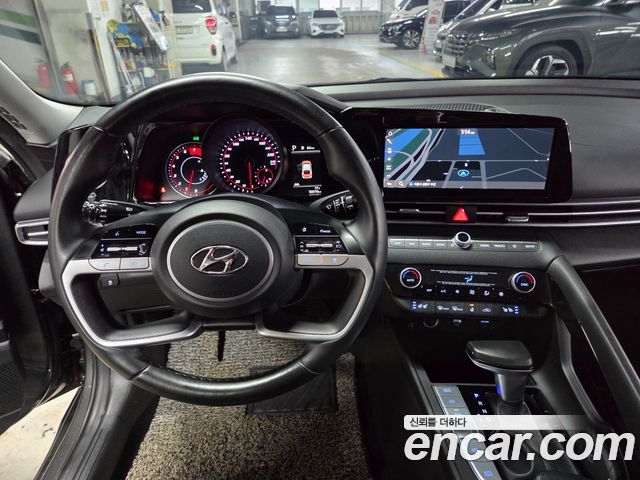 Hyundai AVANTE 2021 — photo 18
