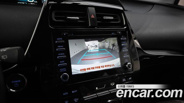 Toyota Prius 2019 — photo 14