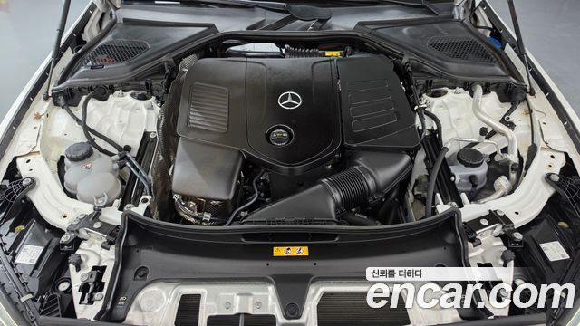 Mercedes-Benz E-Class 2024 — photo 6