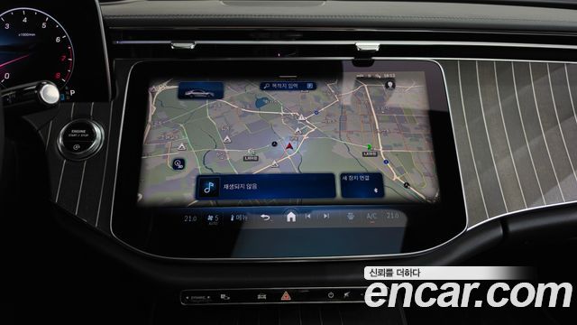 Mercedes-Benz E-Class 2024 — photo 19