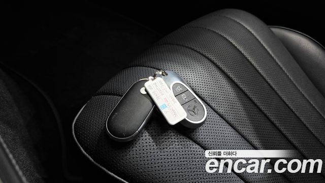 Mercedes-Benz E-Class 2024 — photo 22