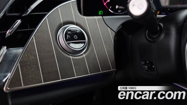 Mercedes-Benz E-Class 2024 — photo 29